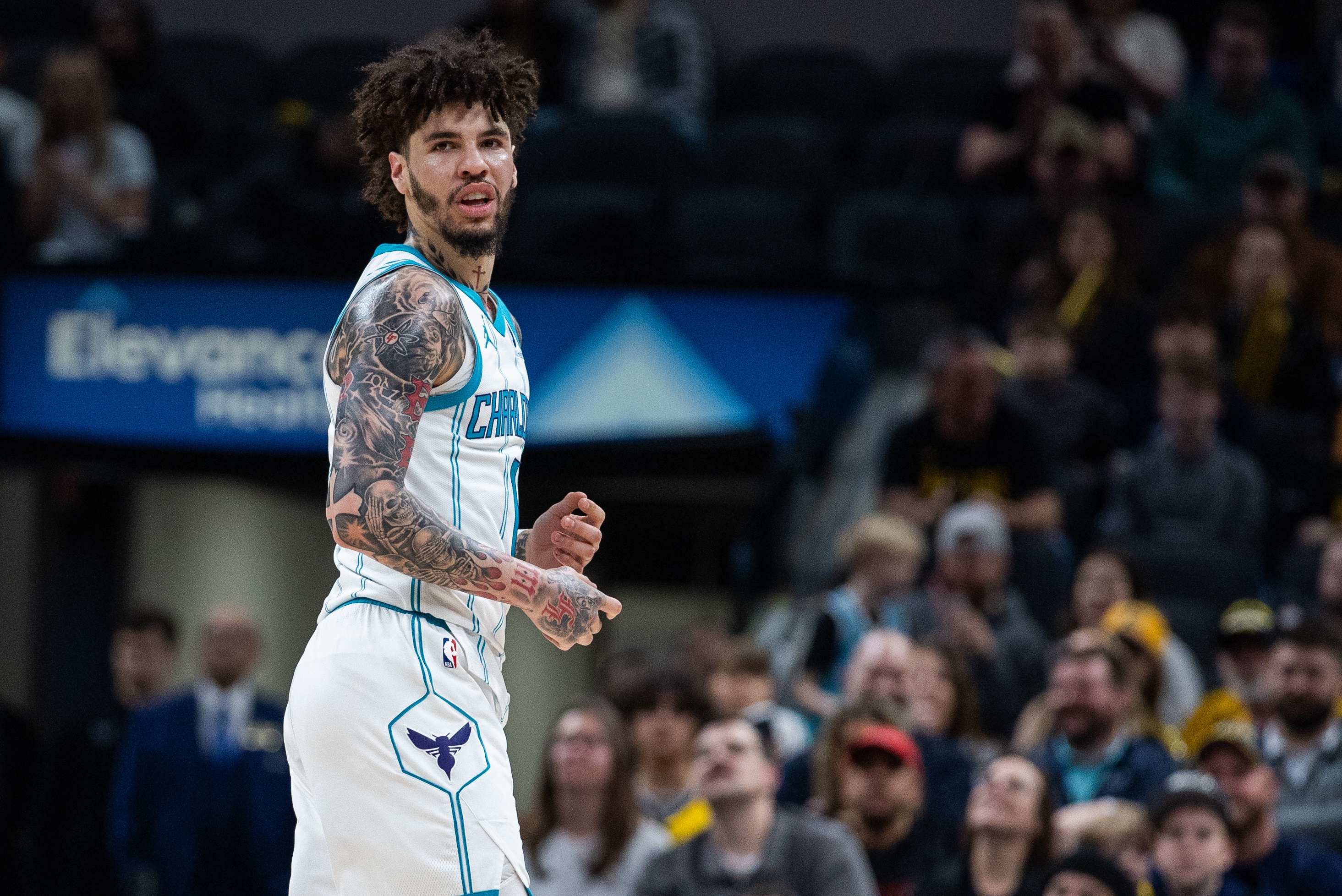 九游体育官网登录入口-今天不浪今天准！三球首节出战9分钟 7中5&amp;三分4中3砍13分2助